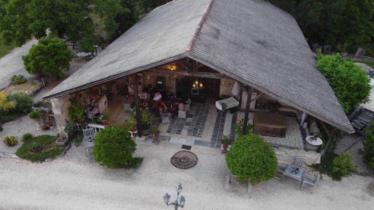En Bord De Riviere Bed and Breakfast Casseneuil Εξωτερικό φωτογραφία