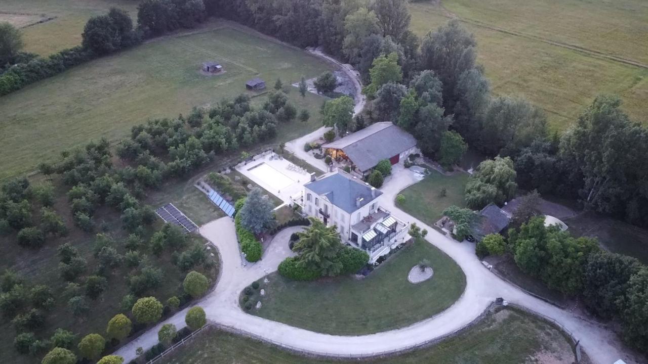 En Bord De Riviere Bed and Breakfast Casseneuil Εξωτερικό φωτογραφία