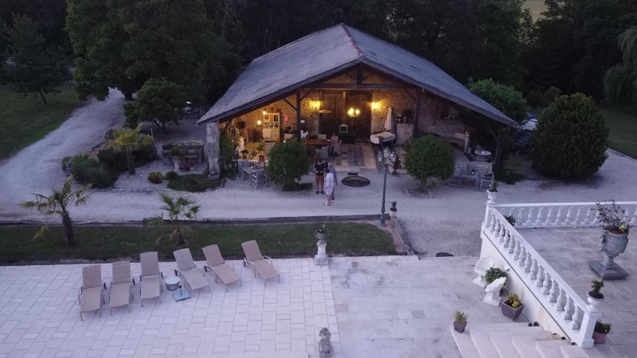 En Bord De Riviere Bed and Breakfast Casseneuil Εξωτερικό φωτογραφία