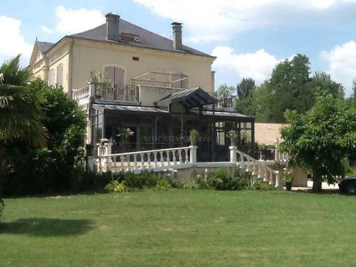 En Bord De Riviere Bed and Breakfast Casseneuil Εξωτερικό φωτογραφία
