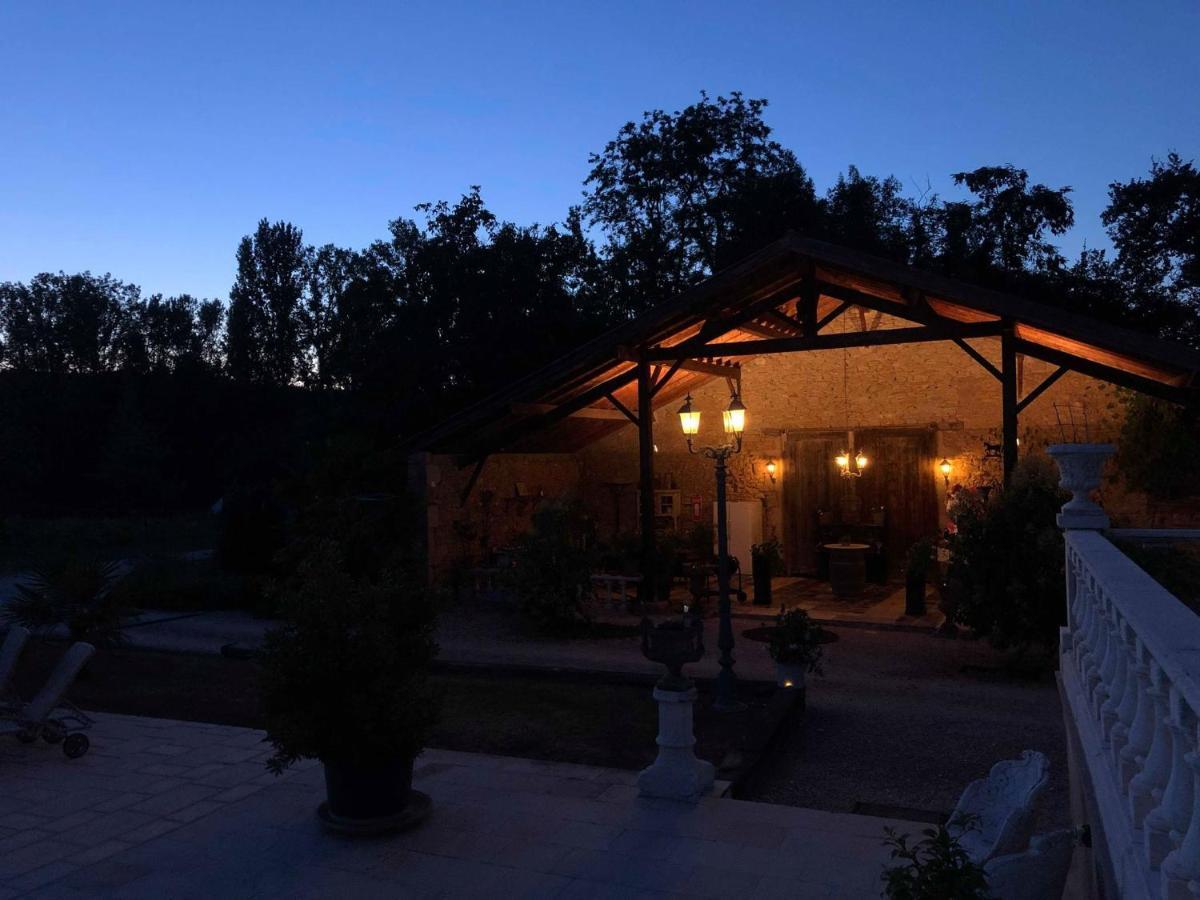 En Bord De Riviere Bed and Breakfast Casseneuil Εξωτερικό φωτογραφία