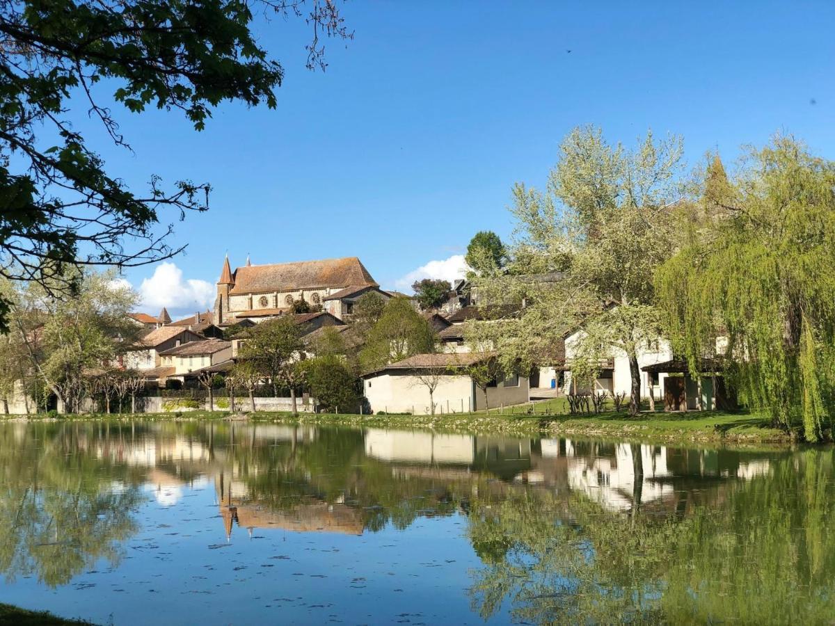 En Bord De Riviere Bed and Breakfast Casseneuil Εξωτερικό φωτογραφία